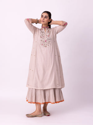 Zariyat Kurta