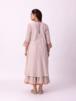 Zariyat Kurta