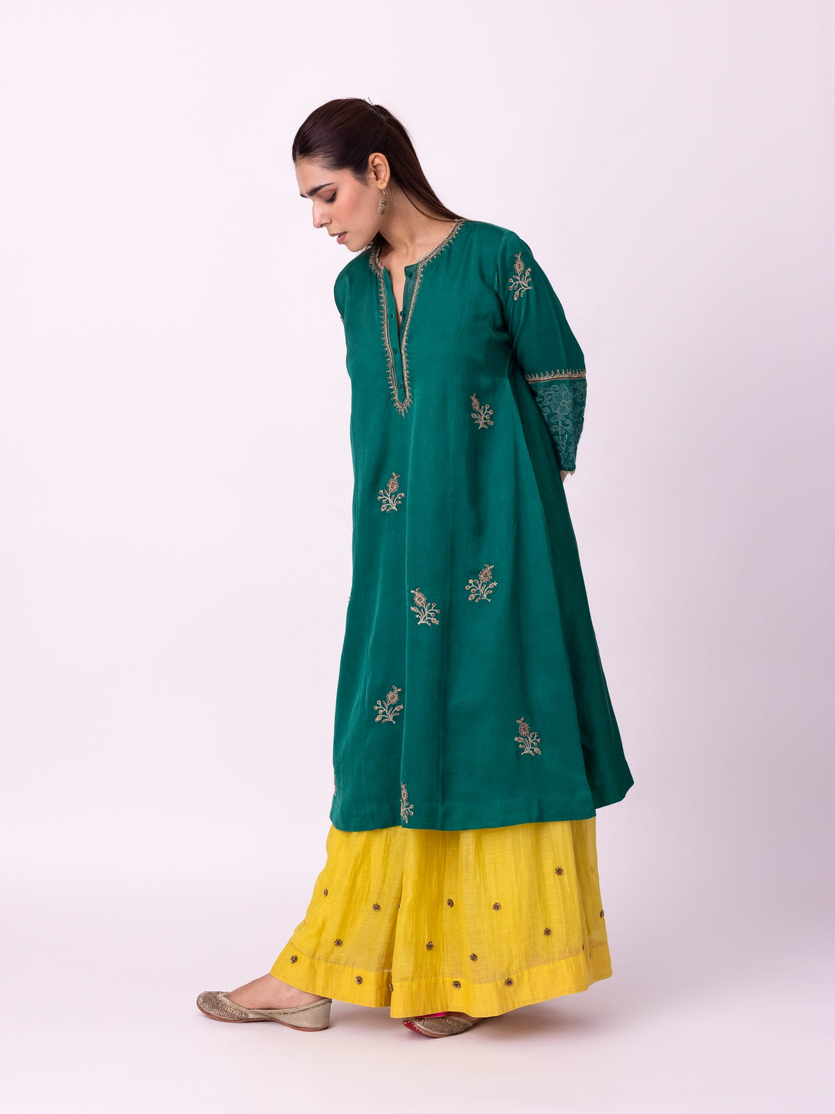 Abeer Long Kurta