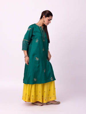 Abeer Long Kurta
