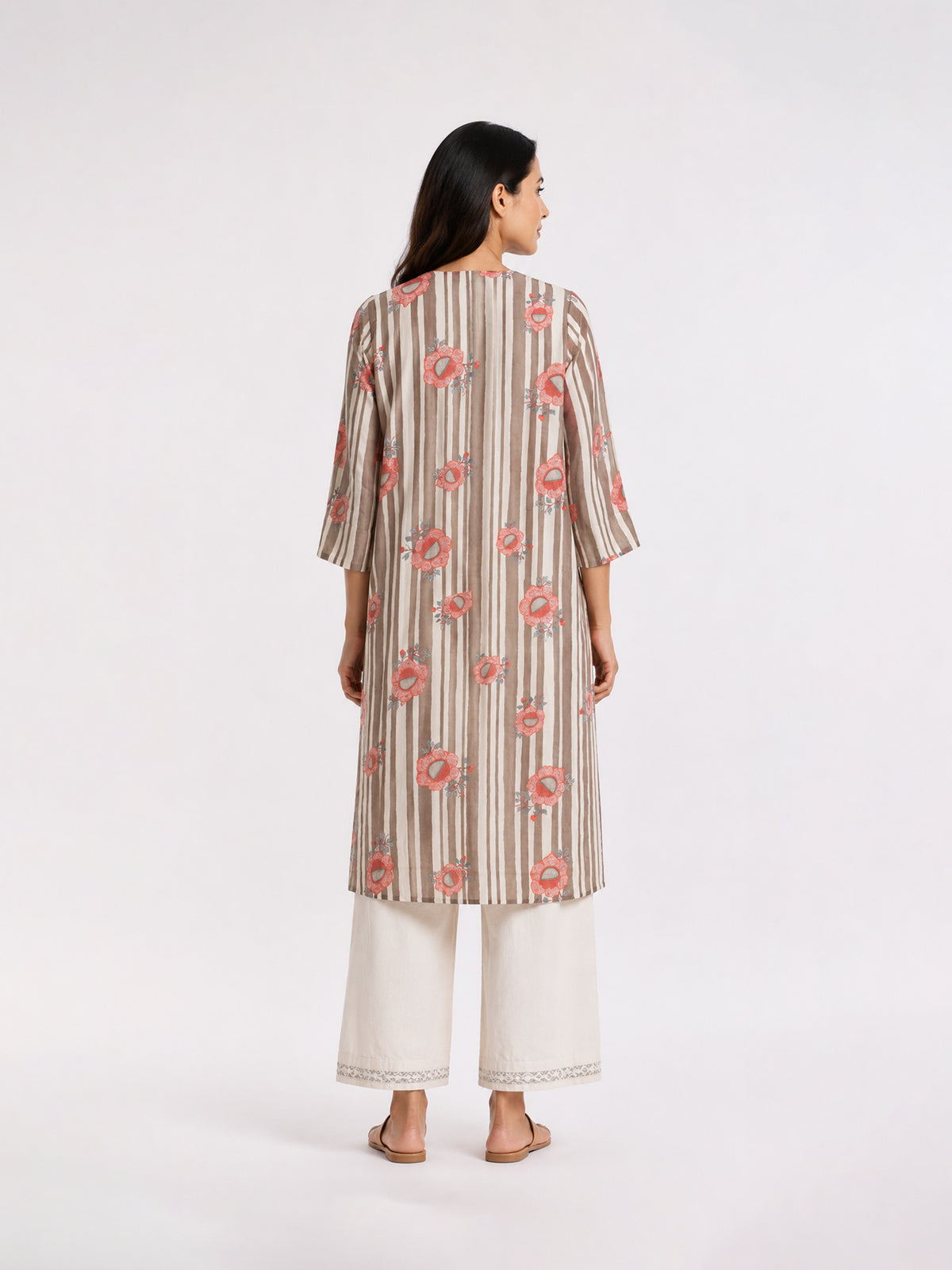 Phool Kurta
