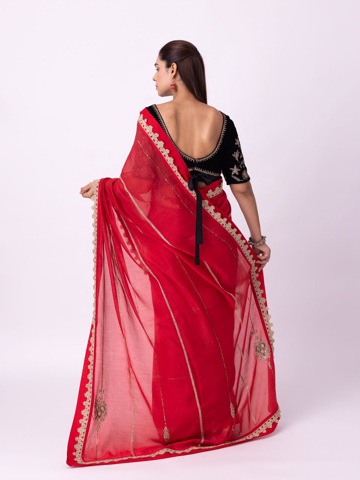 Mihika Saree