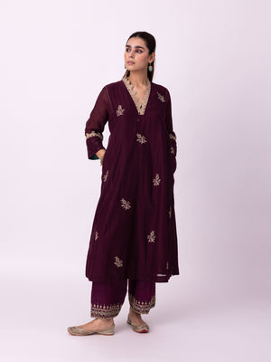 Amra Kurta