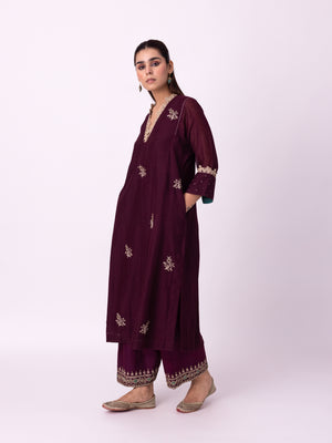 Amra Kurta