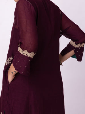 Amra Kurta
