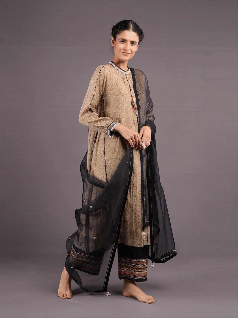 Omar Dupatta