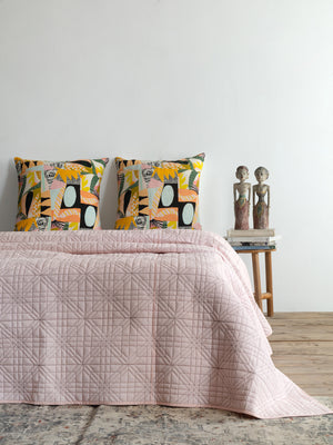 Yukari Pink Bedding set