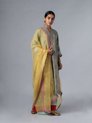 Aaima Dupatta