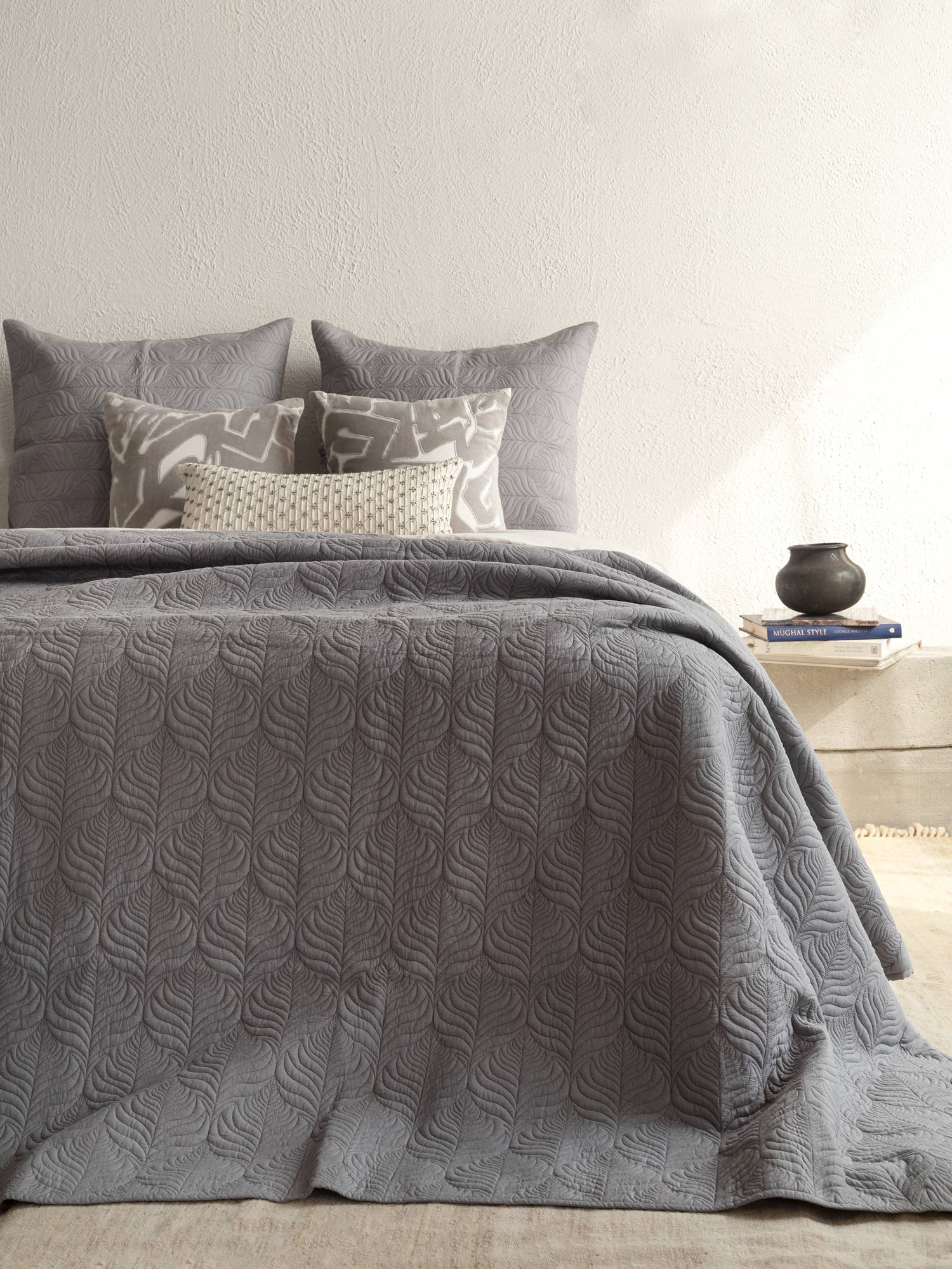 Miwa Grey Bedding Set