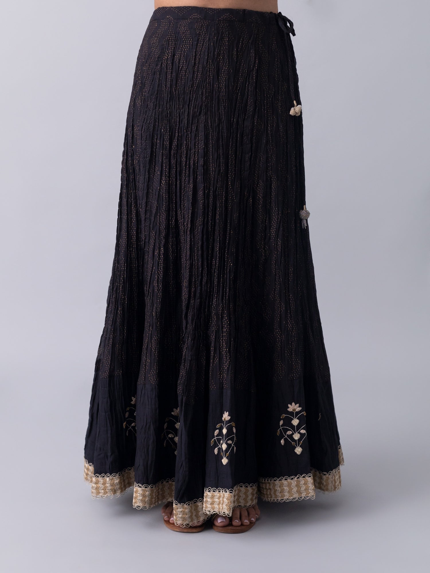 Naseem Lehenga