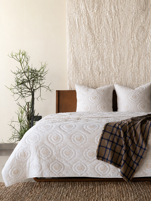 Mehrab Set Of 3 Natural  Bedding Set