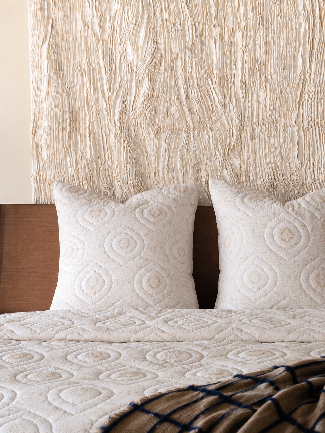 Mehrab Set Of 3 Natural  Bedding Set