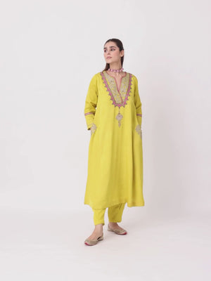 Peshwaz Kurta