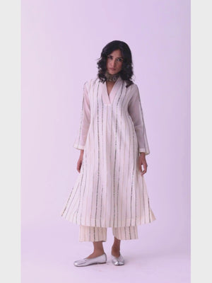 Gulra Kurta