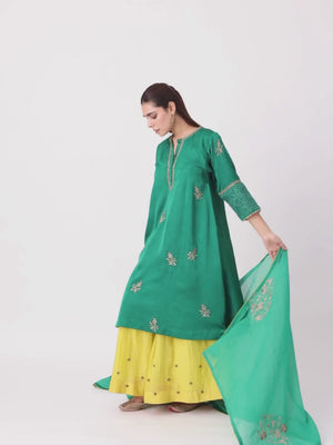 Abeer Long Kurta