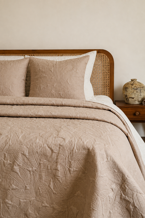Wilds Set of 3 Stone/Natural  Bedding Set