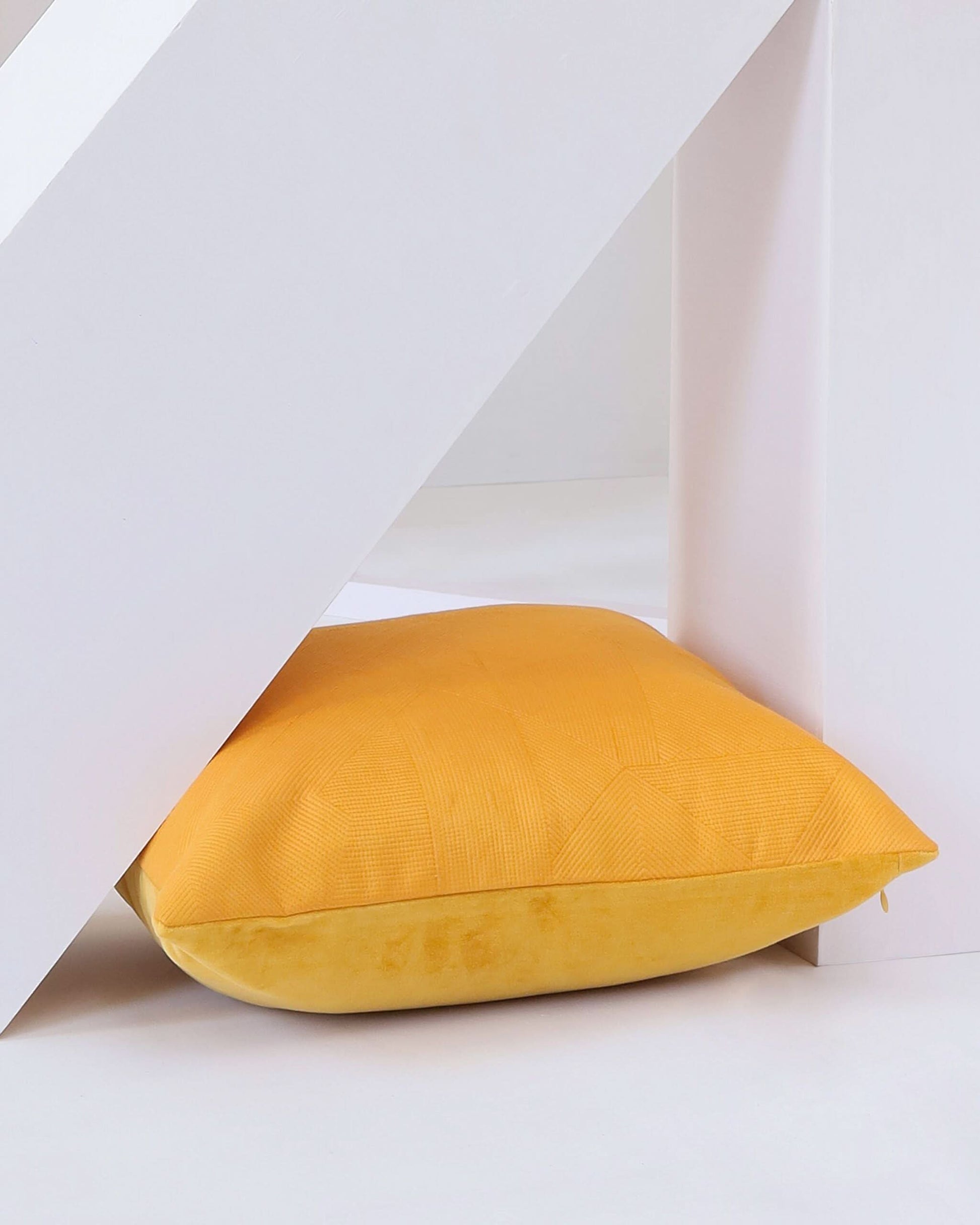 Eva Cushion Cover