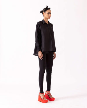 Mama Mia Black Shirt