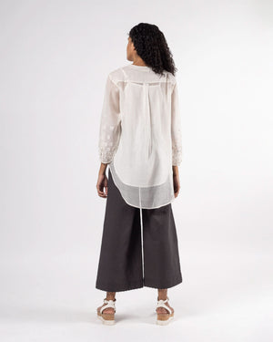 Sanyra Ivory Top