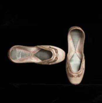 FOOTWEAR