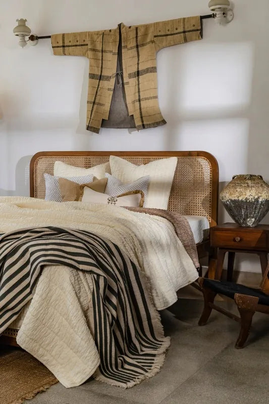 Bedding & Cushions